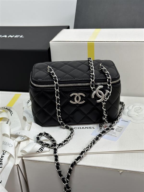 2026127205140986 700